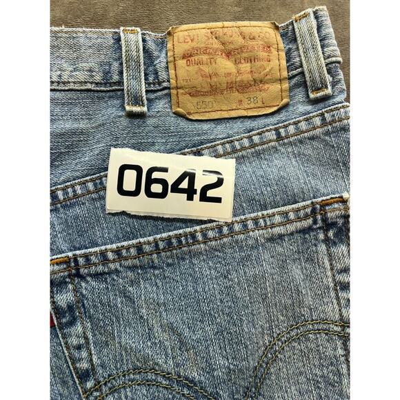 Men's Light Wash 550 Levi’s Denim Shorts Size 38 Relaxed Fit - Picture 6 of 6